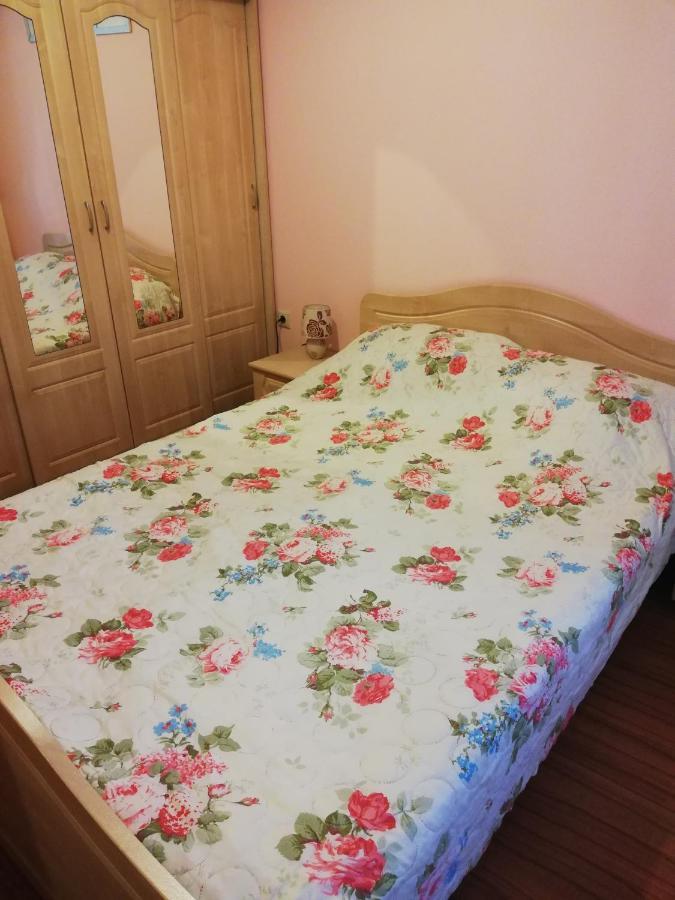 Comfort Zamenhof Varna Esterno foto